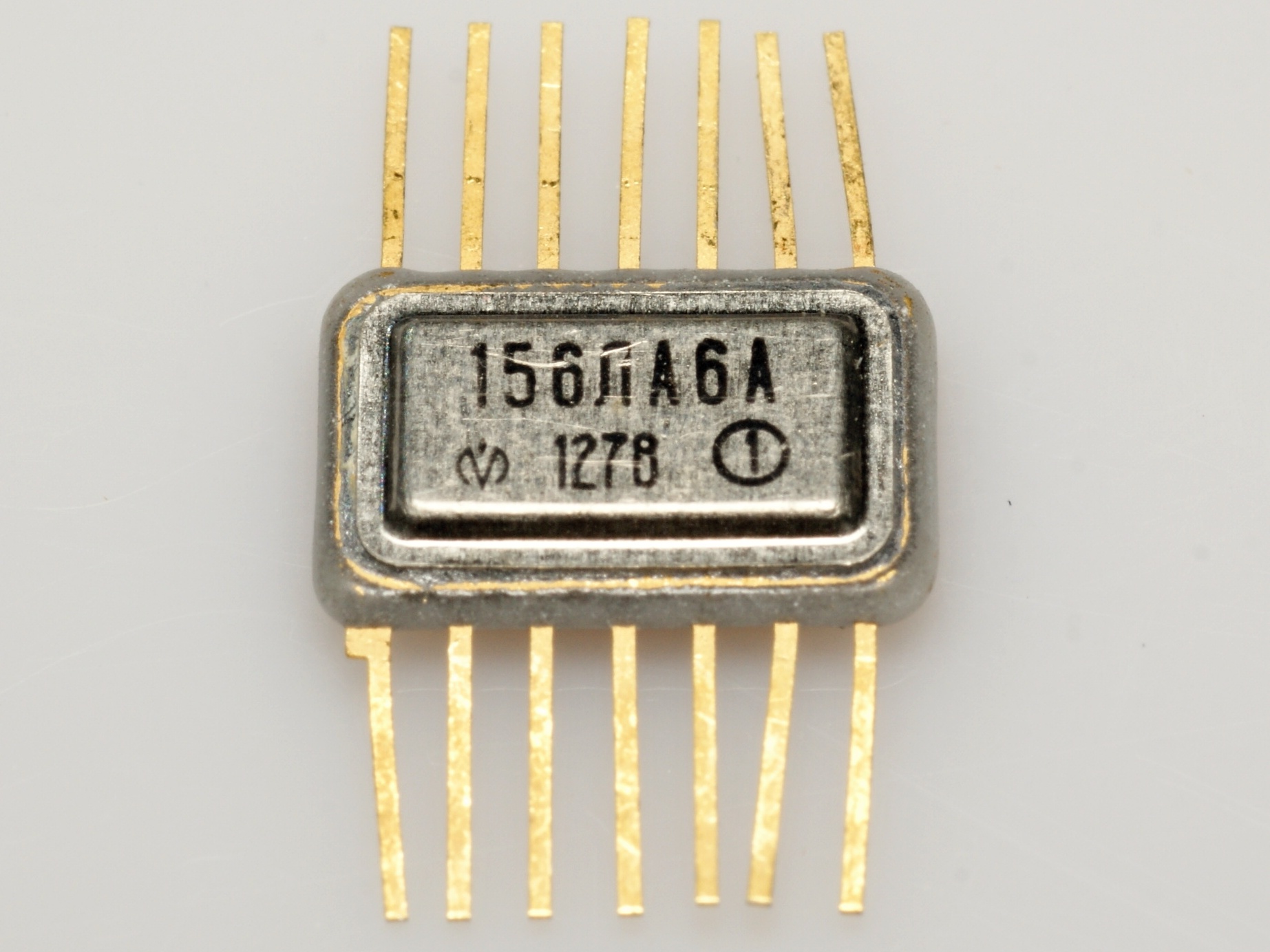 Купля микросхем. Микросхема 156тл2. Микросхемы завода Альфа. Ла-156. 401.14-5 Корпус.